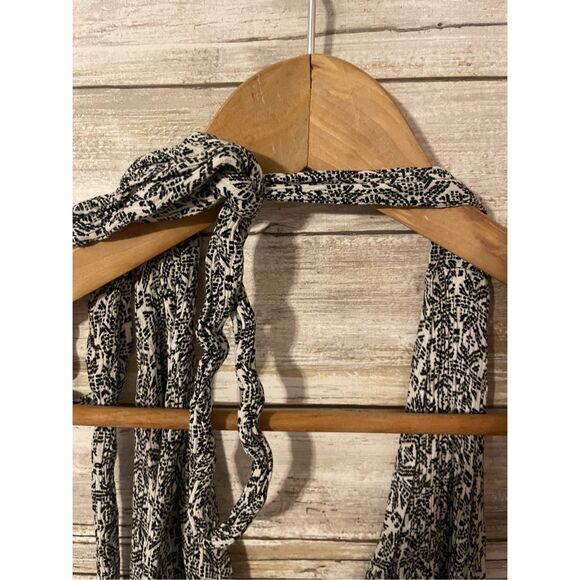 Lulus Black White Long Length Maxi Dress Size Small V Neck Tie - Picture 3 of 9